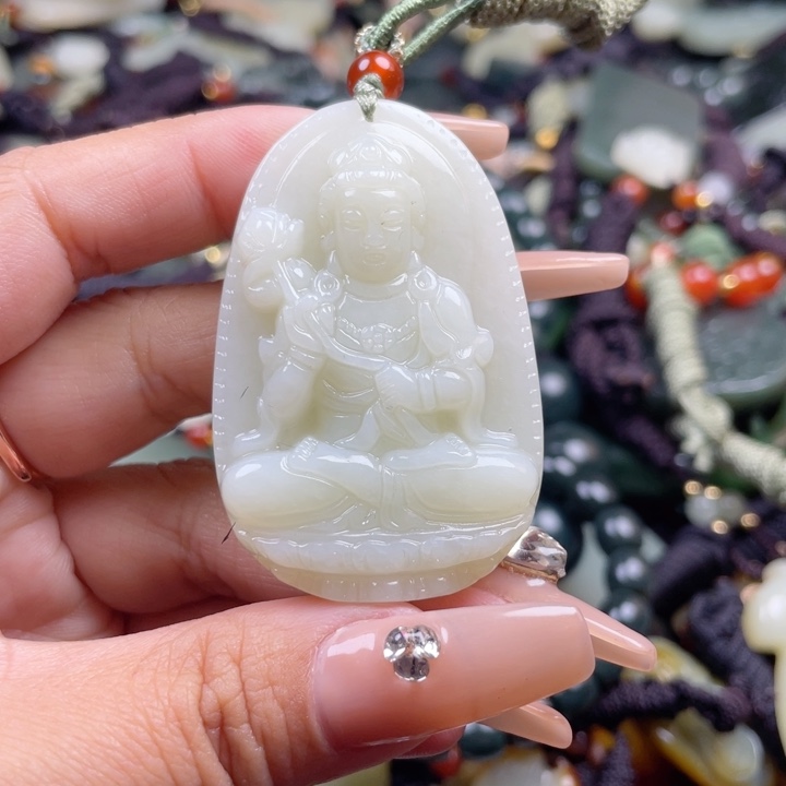 和田玉颈饰未镶嵌