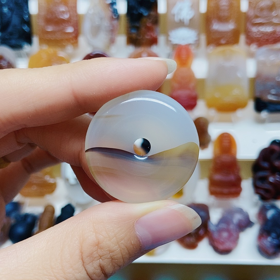 玛瑙/玉髓颈饰未镶嵌