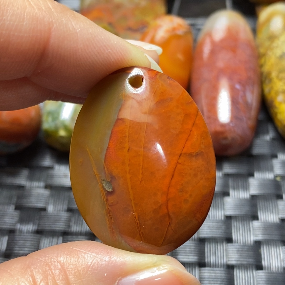 玛瑙/玉髓颈饰未镶嵌