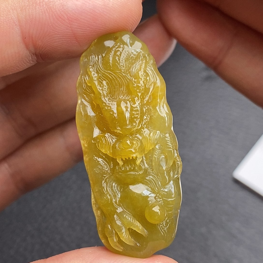 未镶嵌定制翡翠龙牌