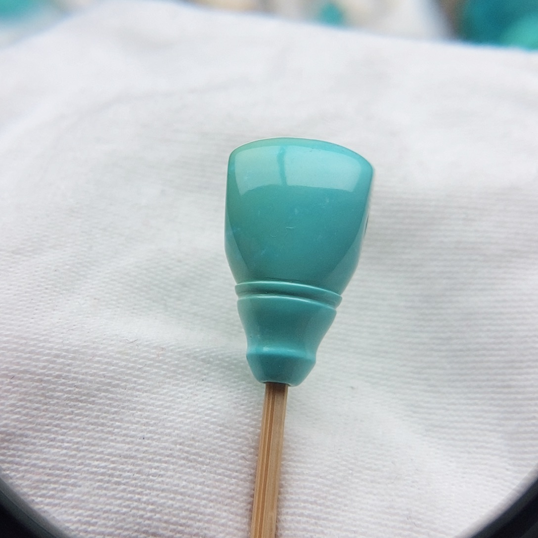 绿松石颈饰未镶嵌脚**地