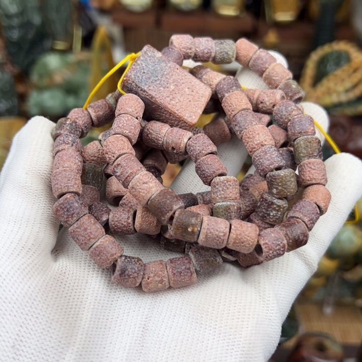 岫岩河磨玉（透闪石质玉）手串未镶嵌幸*