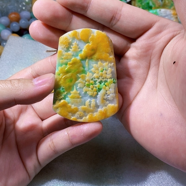 未镶嵌定制翡翠仙*翡翠山水牌