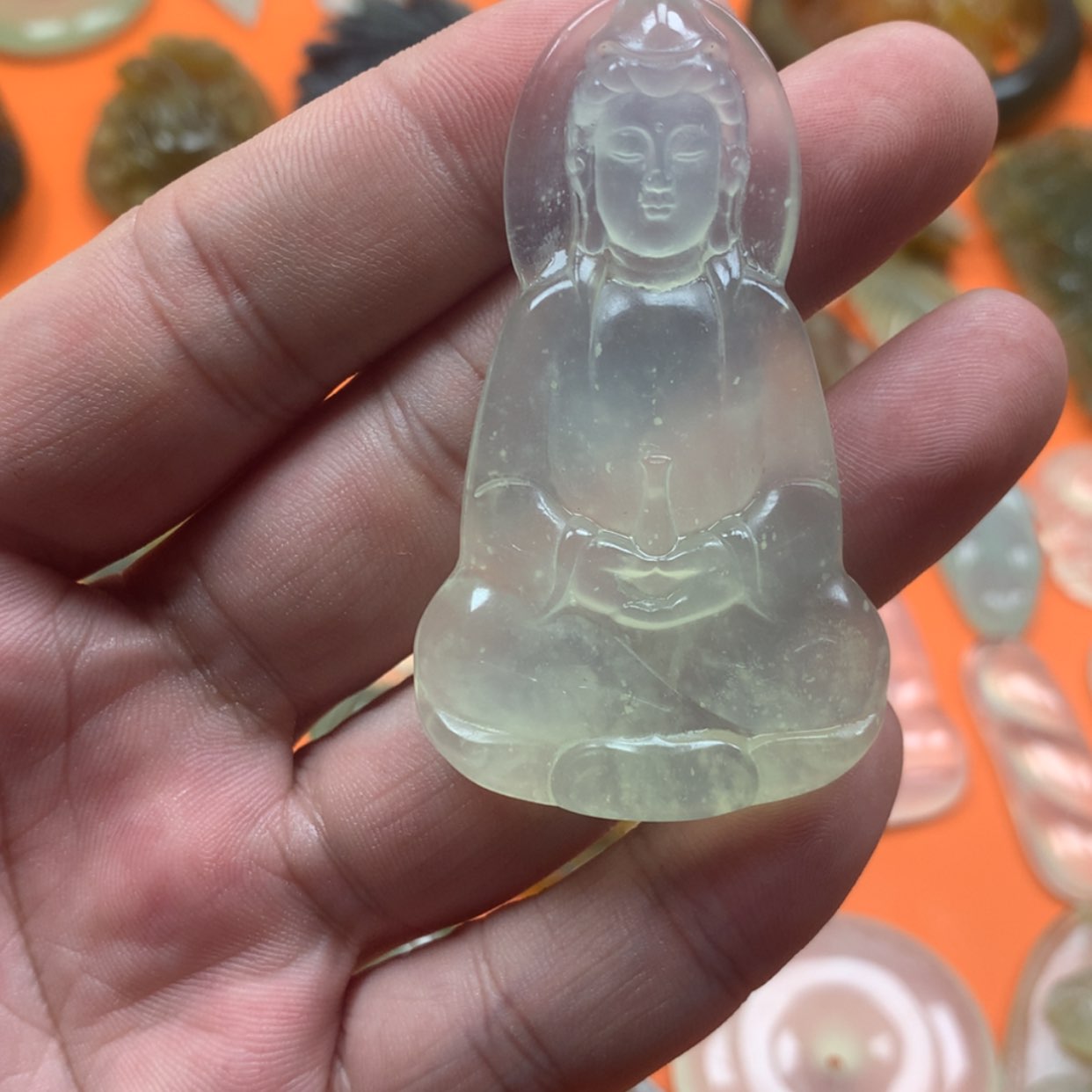 【闪购商品】蛇纹石玉颈饰未镶嵌