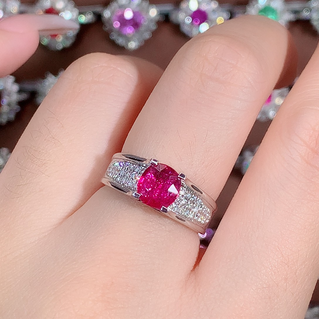 戒指铂Pt950镶嵌碧玺1.18ct/天然宝石/七天无理由
