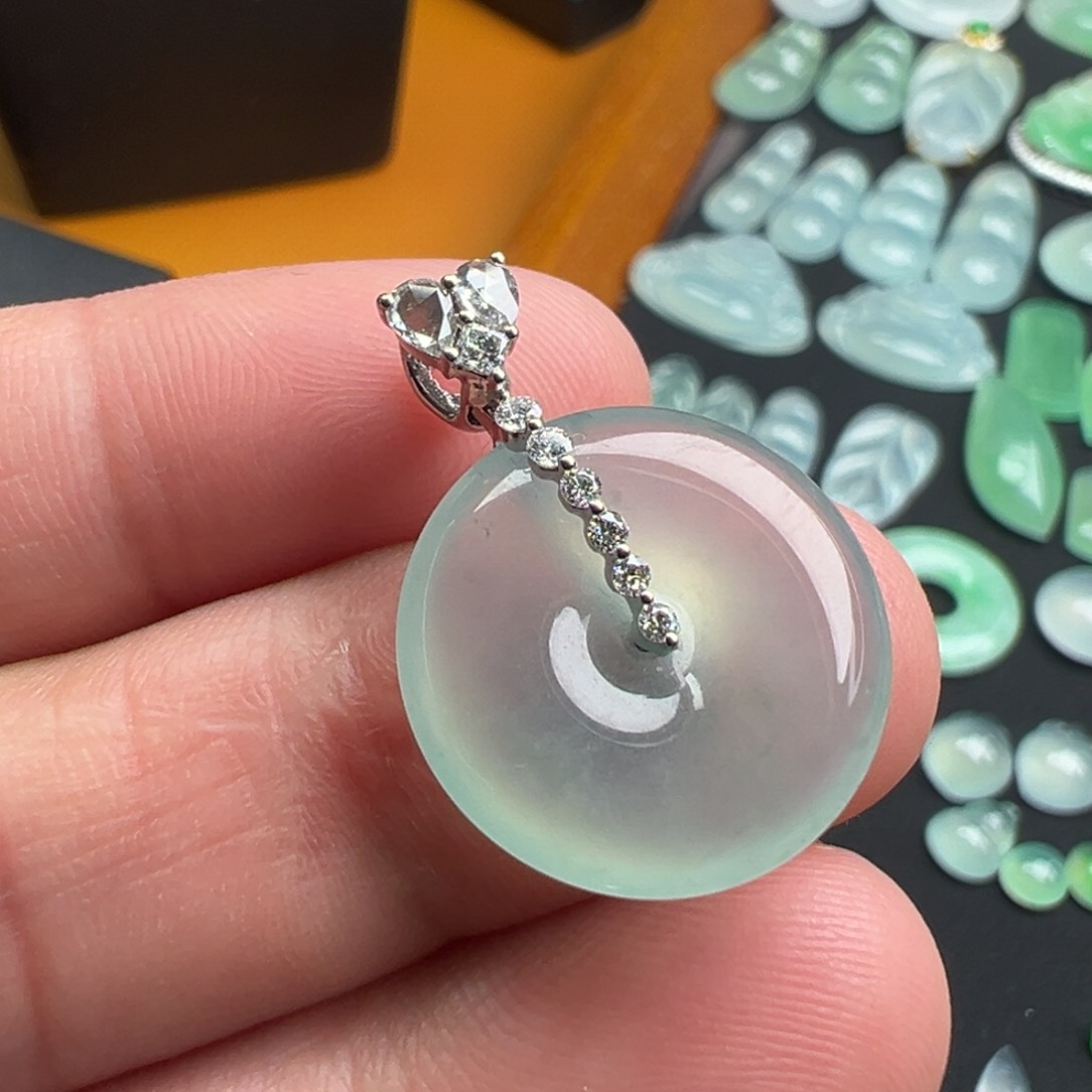 翡翠颈饰18K金镶嵌扣子18.3