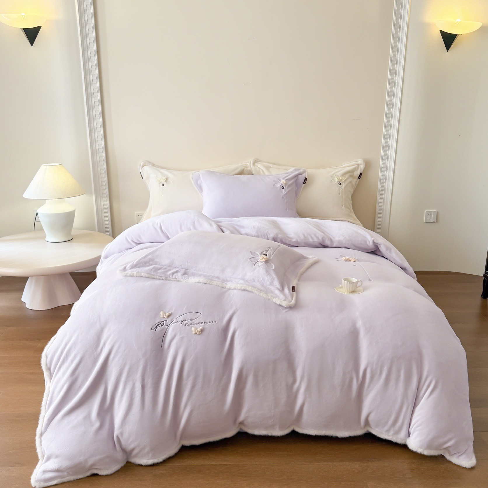 板浦阳光家纺 牛奶绒绣花四件套高克重牛奶绒有9.5斤左右