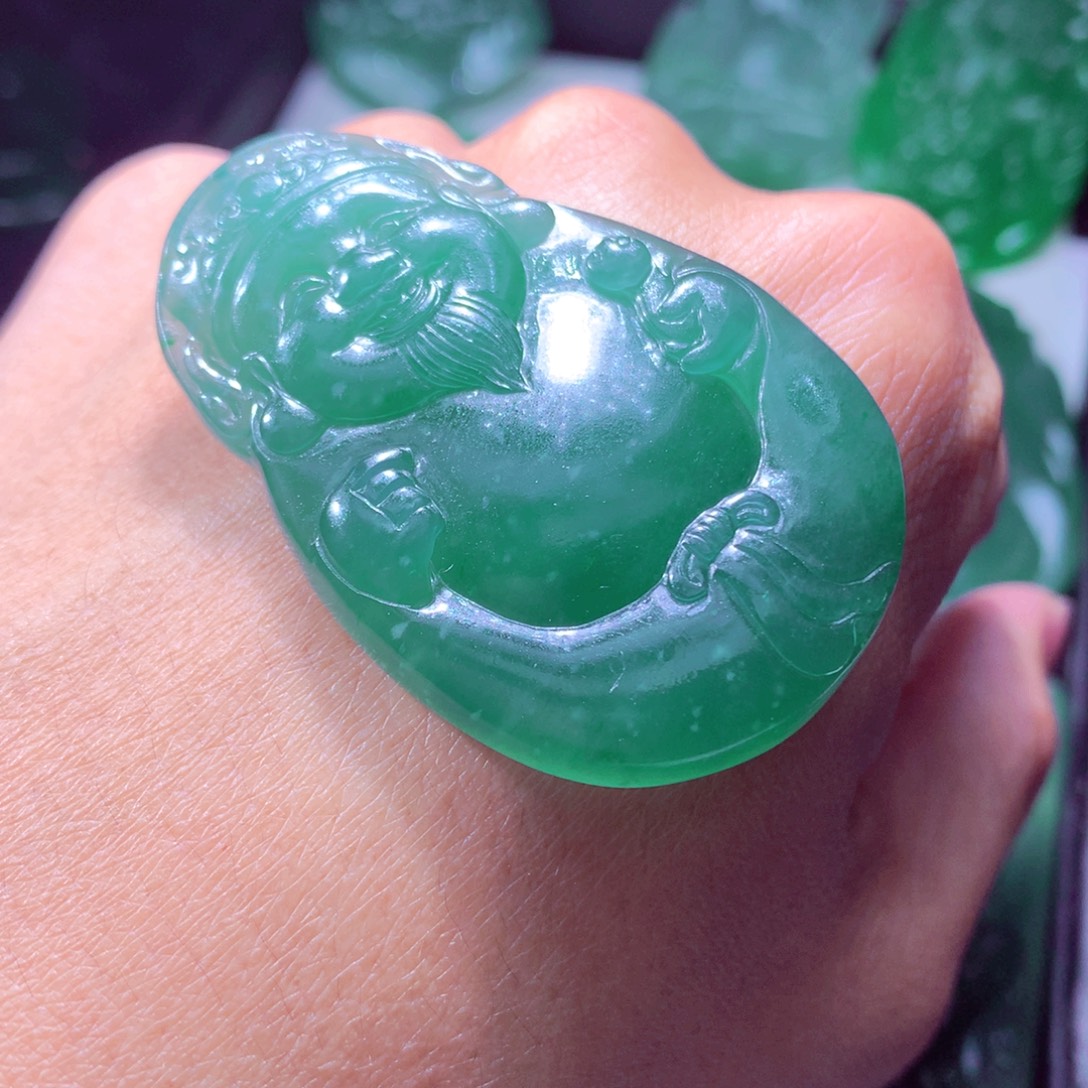 定制翡翠未镶嵌天然翡翠A货毛货挂件