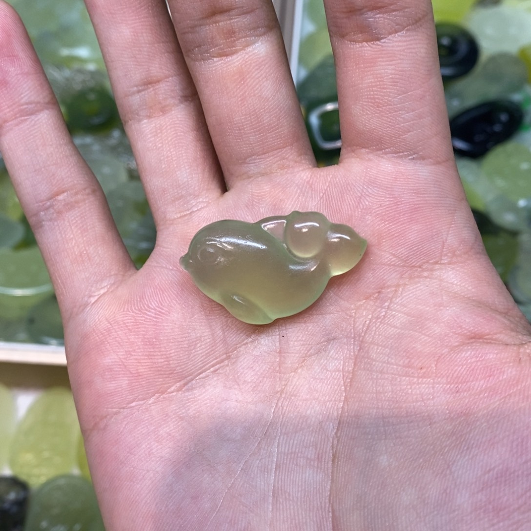 岫玉未镶嵌吊坠(不含链)