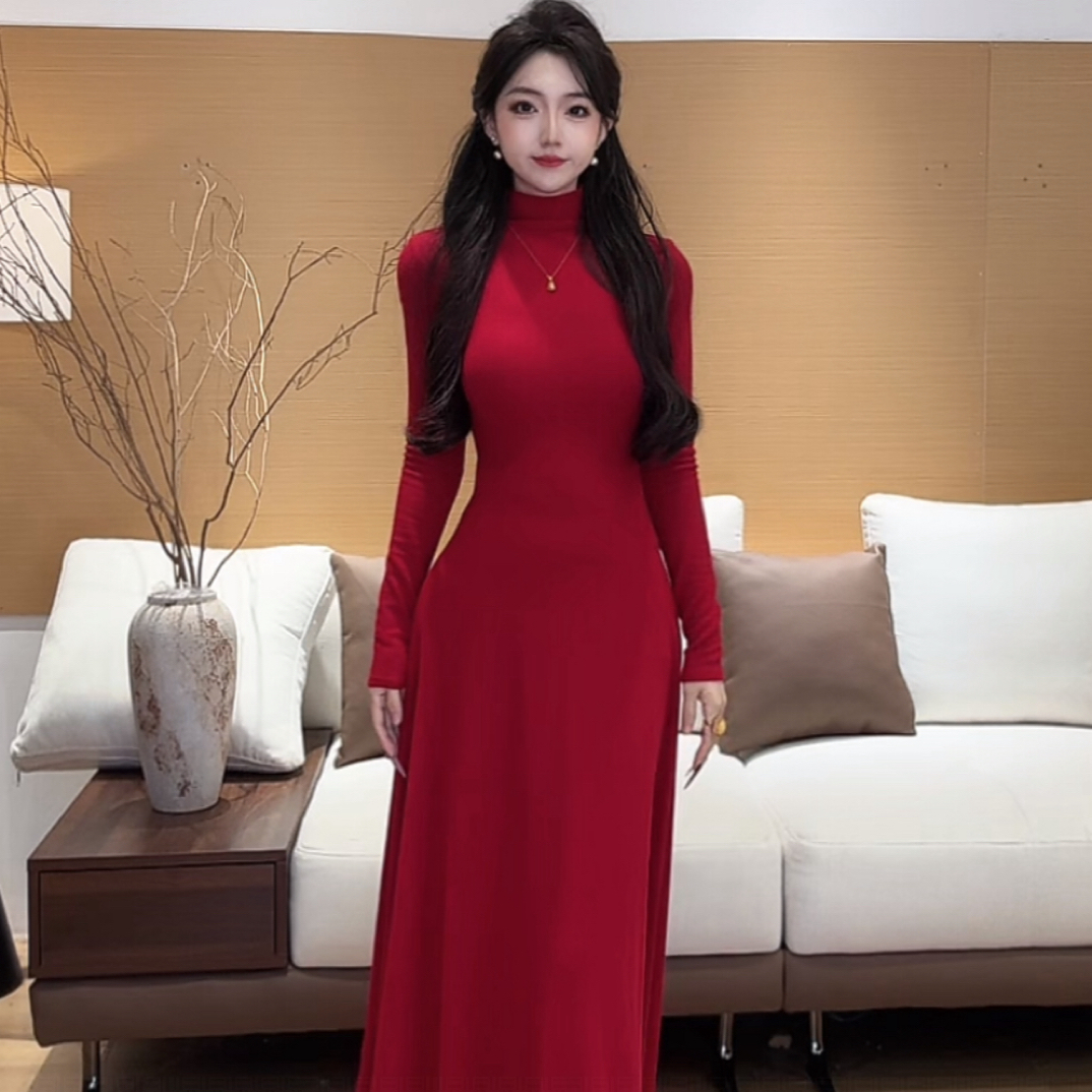 法式半高领长袖连衣裙女秋冬季修身显瘦收腰内搭气质裙