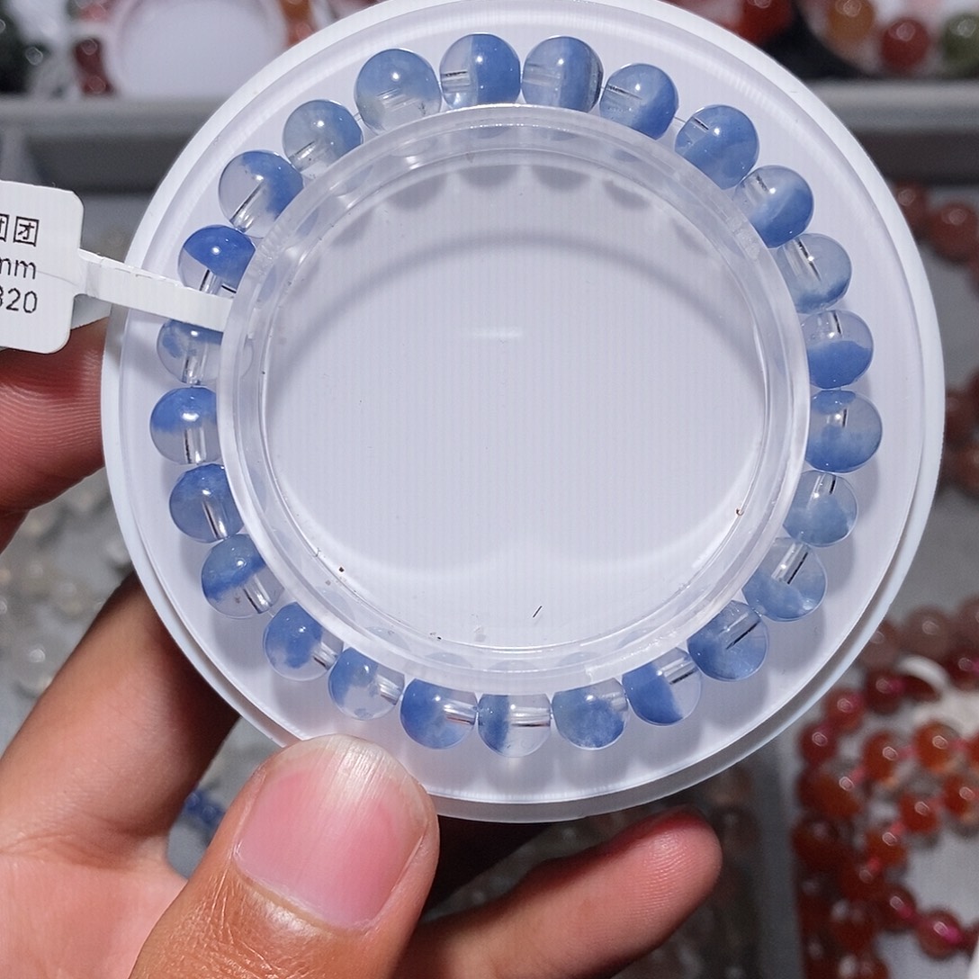 未镶嵌手链水晶蓝兔毛团团