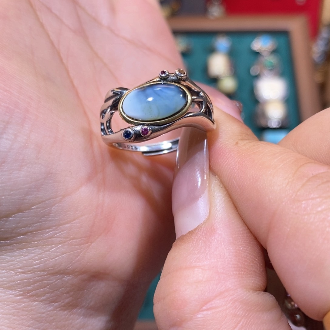 琥珀戒指银S925镶嵌孩*王戒指