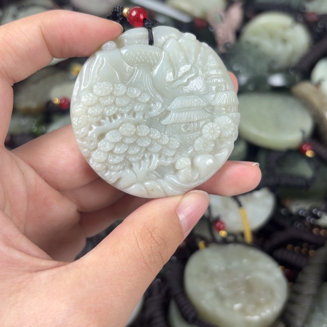 和田玉颈饰未镶嵌