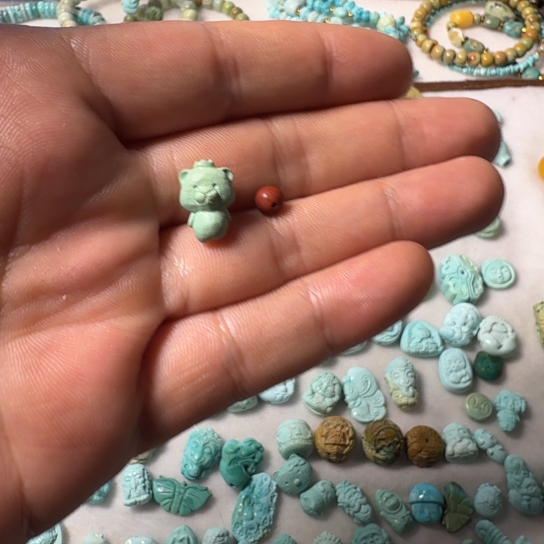 南红玛瑙未镶嵌珠宝奇石