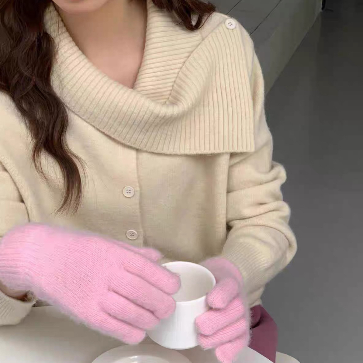 【小白姐姐】9011新款厚实翻领扣子毛衣