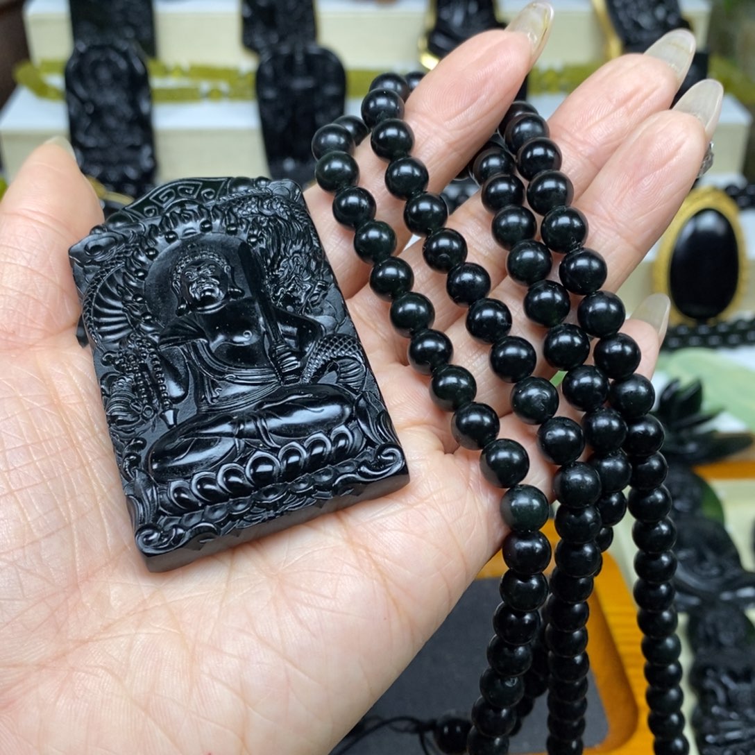 蛇纹石玉吊坠未镶嵌电***浩