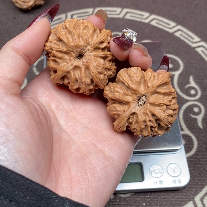 文玩核桃吊坠全品苹果园44