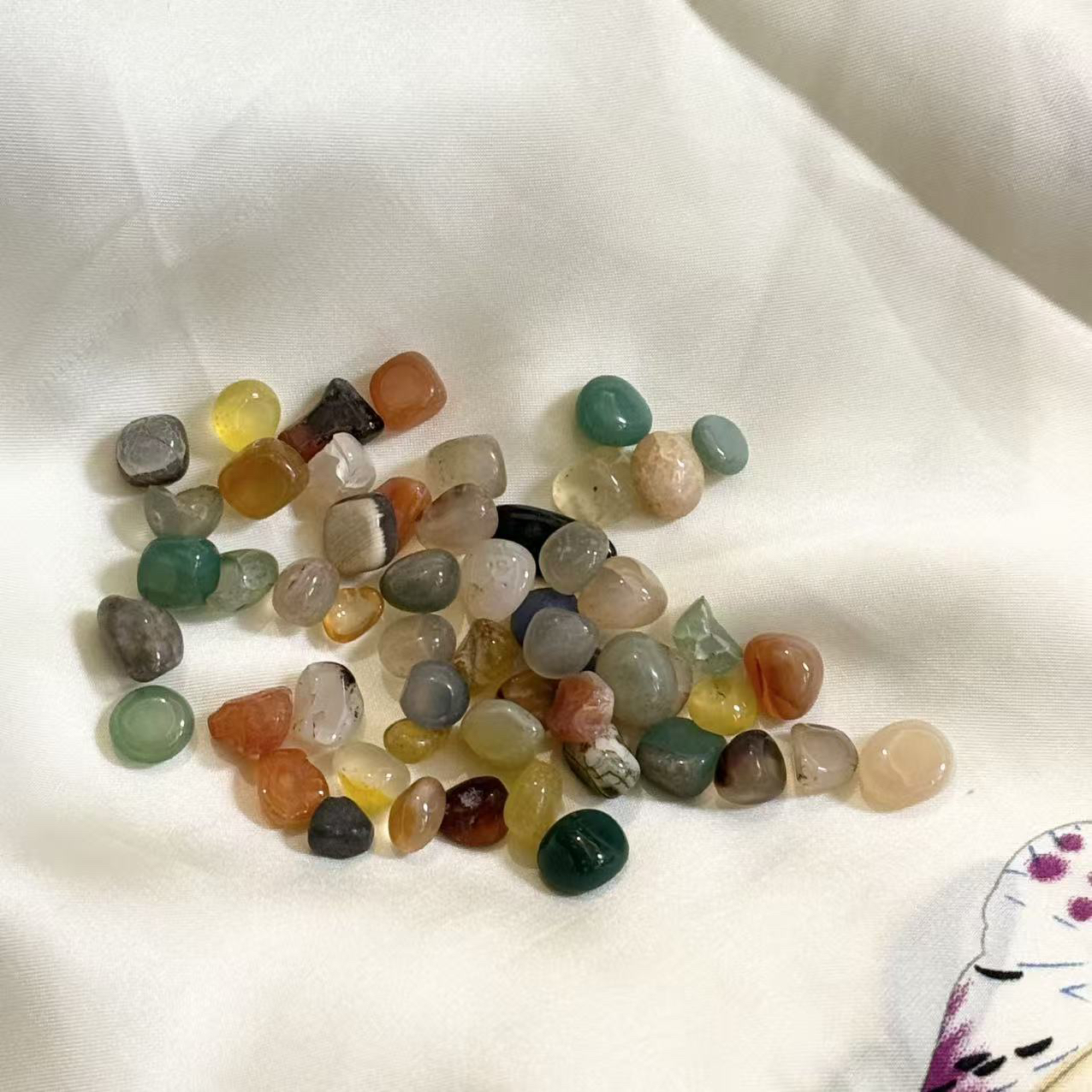 LZ5261-7 彩色小石头5袋 摆件