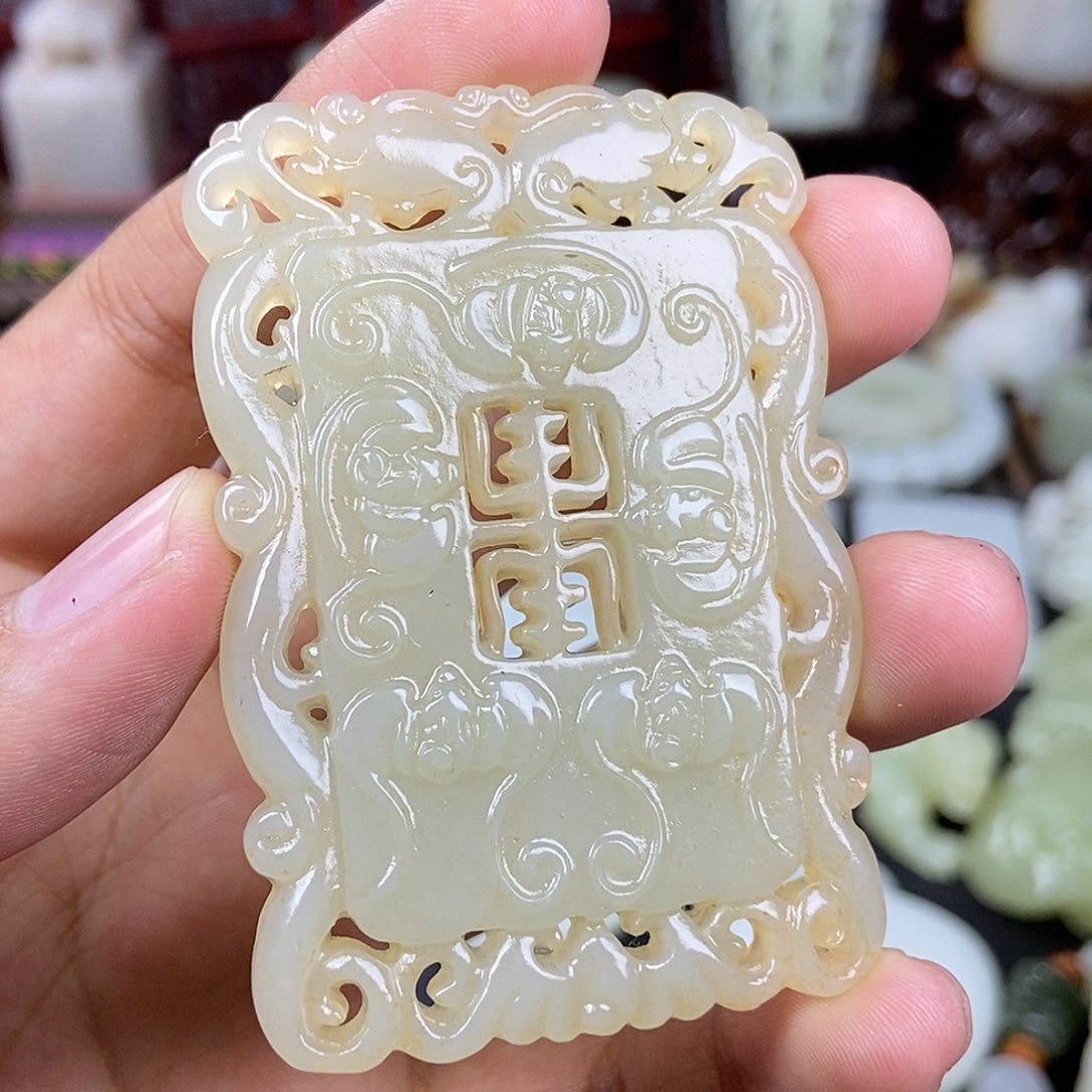 和田玉未镶嵌挂件