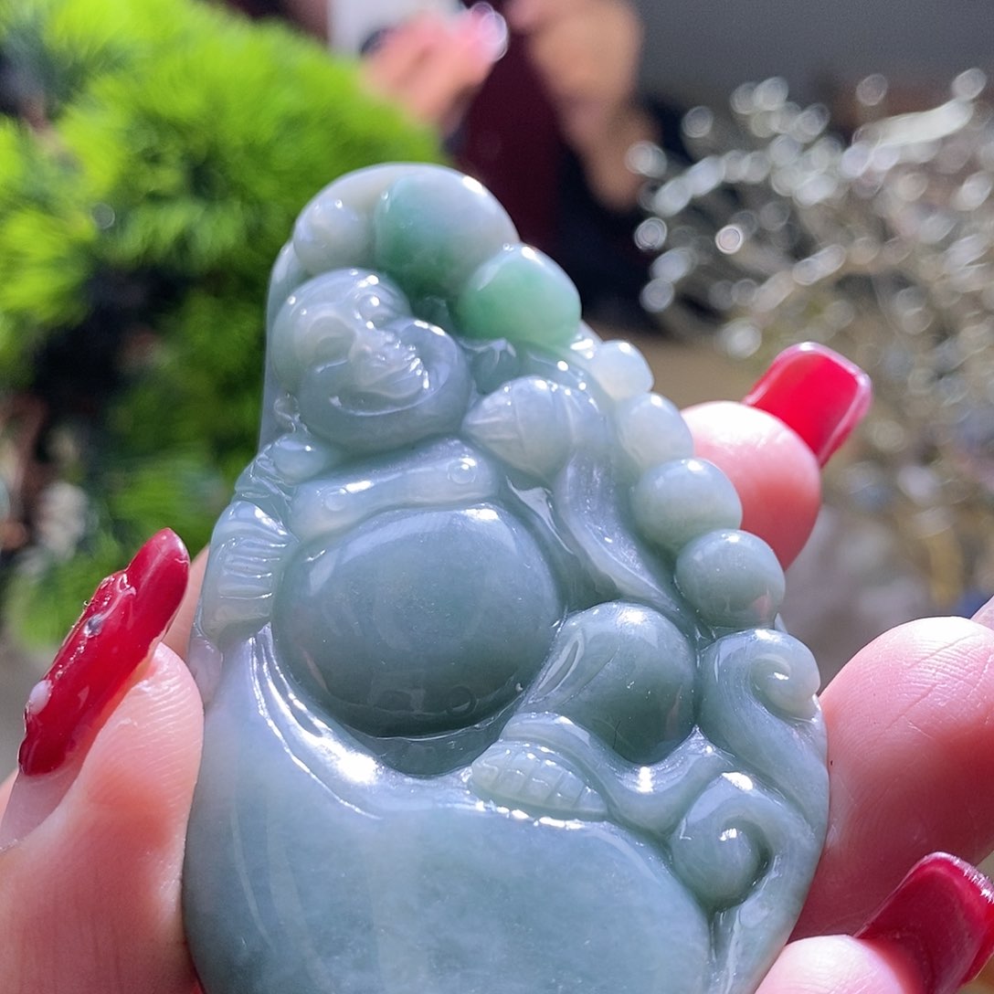 【闪购商品】翡翠颈饰未镶嵌佛