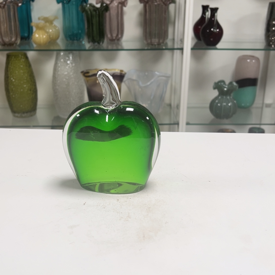 绿色苹果摆件高度16微瑕