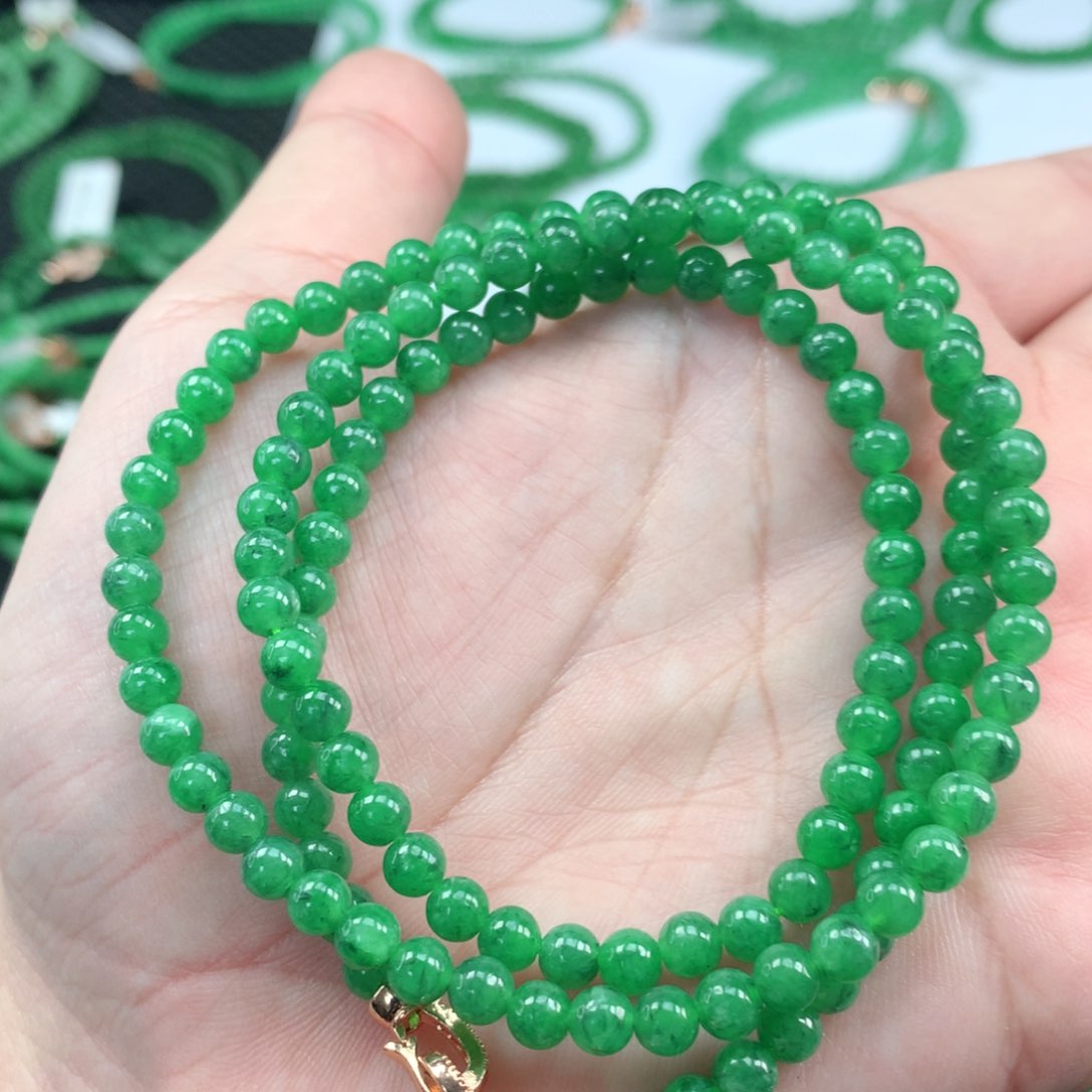 翡翠手链未镶嵌翡翠