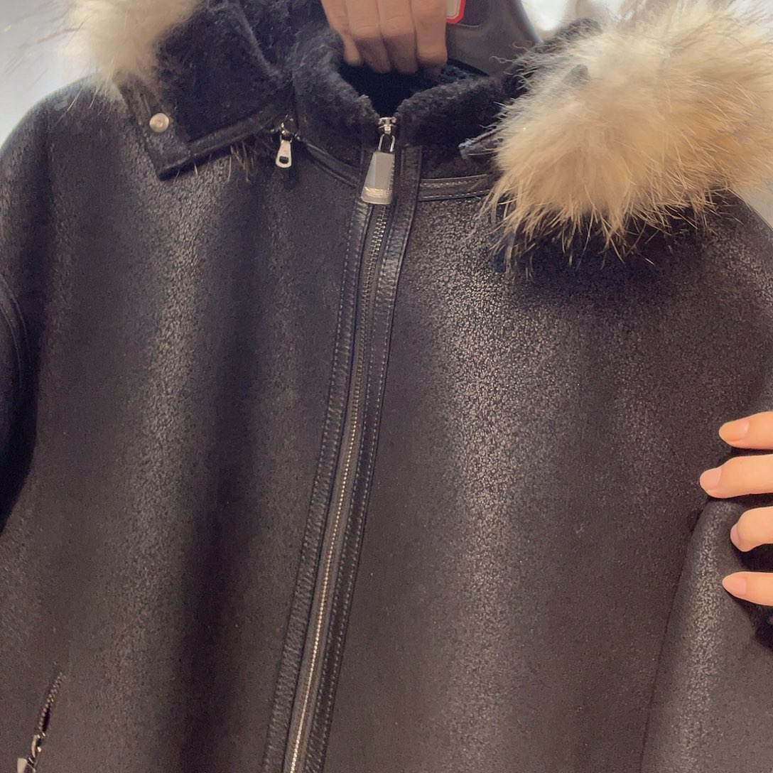 皮毛一体加厚保暖外套