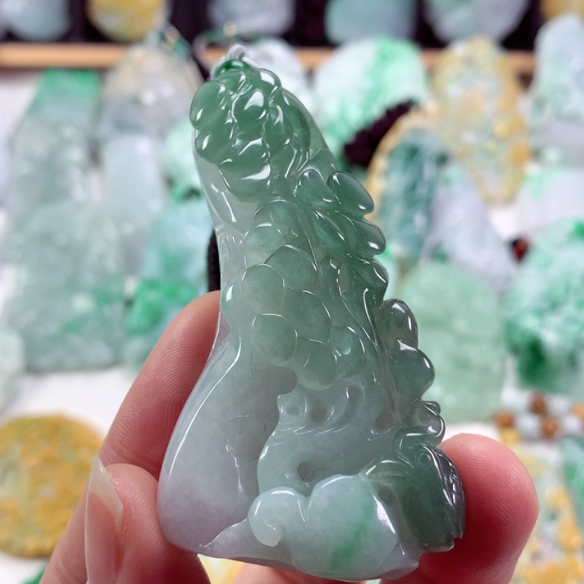 【闪购商品】翡翠吊坠(不含链)未镶嵌