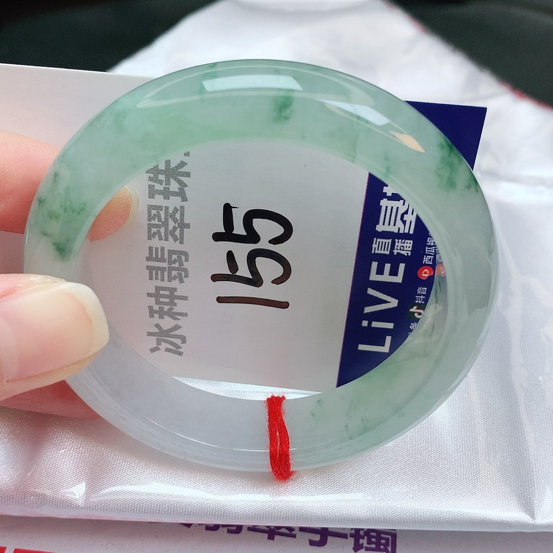 翡翠手镯未镶嵌缅甸天然A货翡翠手镯