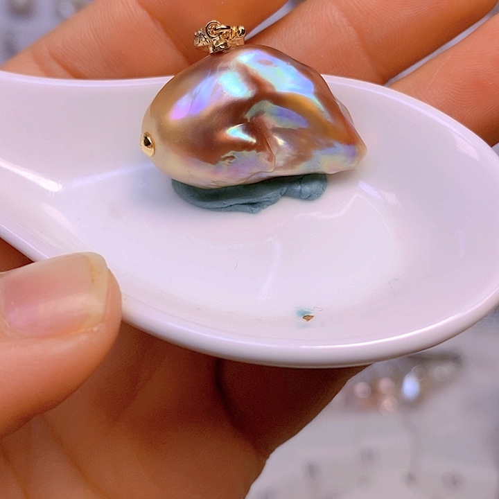 淡水珍珠颈饰合金