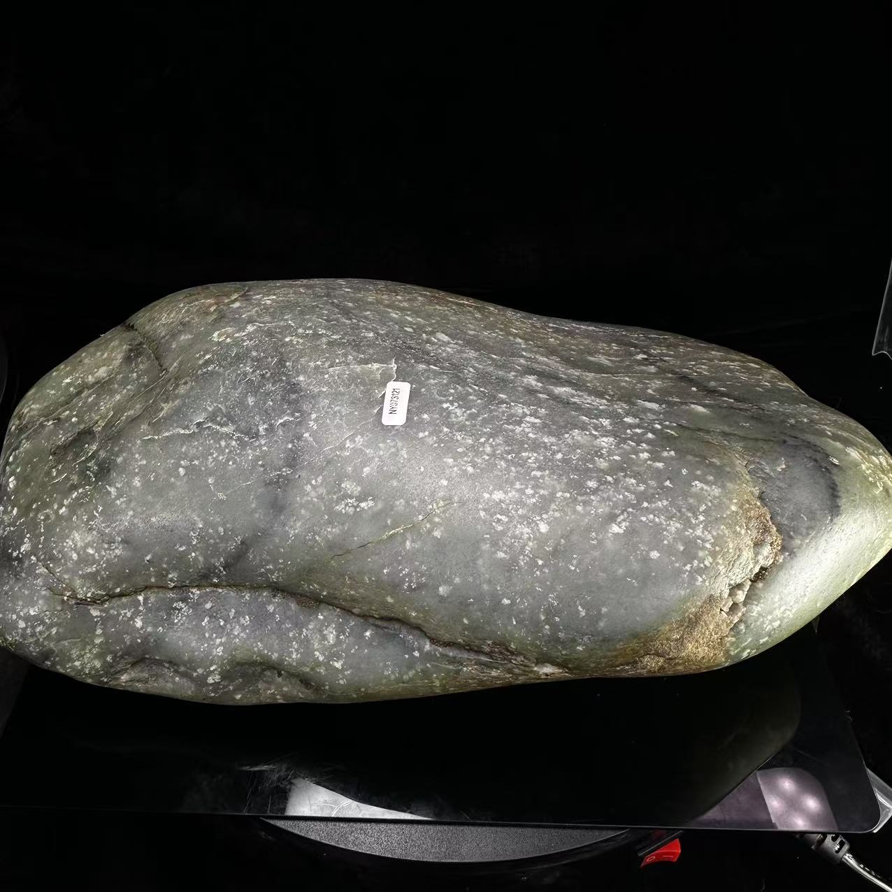 A661 和田玉原石 QQ632011