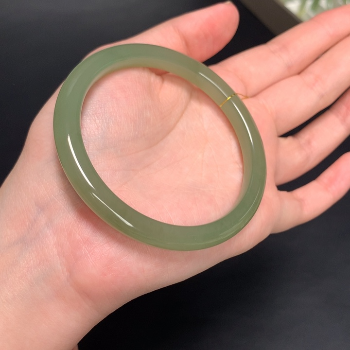 和田玉手镯未镶嵌60