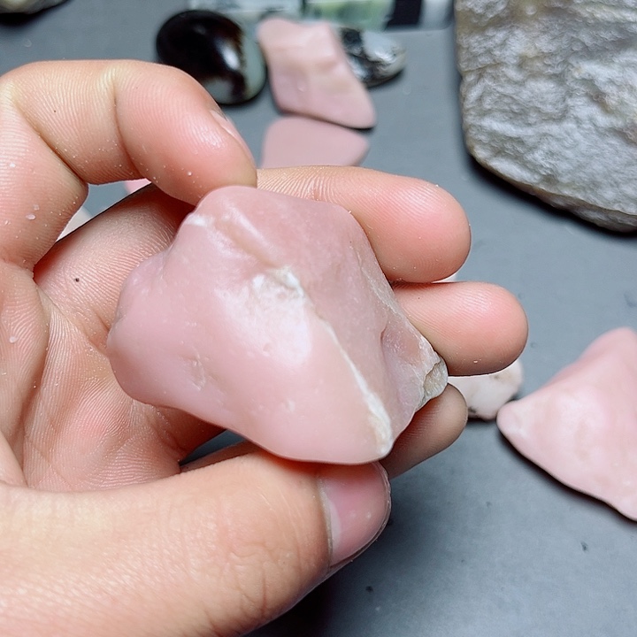 和田玉未镶嵌珠宝奇石