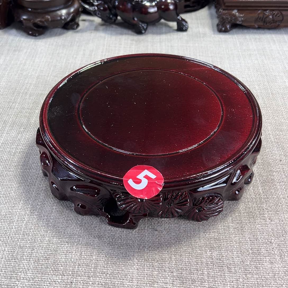 红木底座精雕工艺品