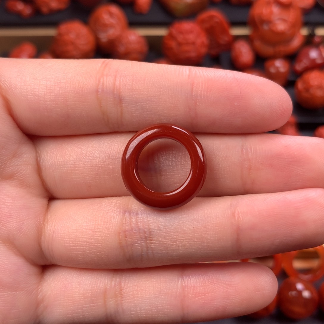 未镶嵌跑环12.4mm南红玛瑙