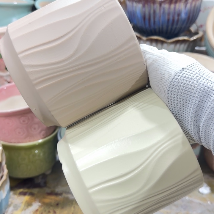 凑9块包邮，有孔，不清楚问客服