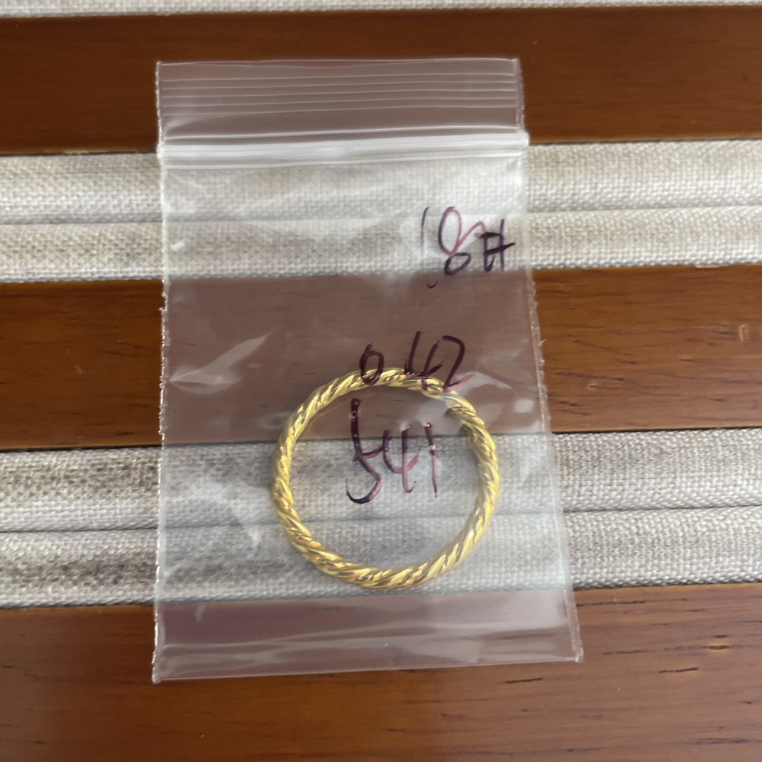 克重0.42 18号 麻花戒指 足金999