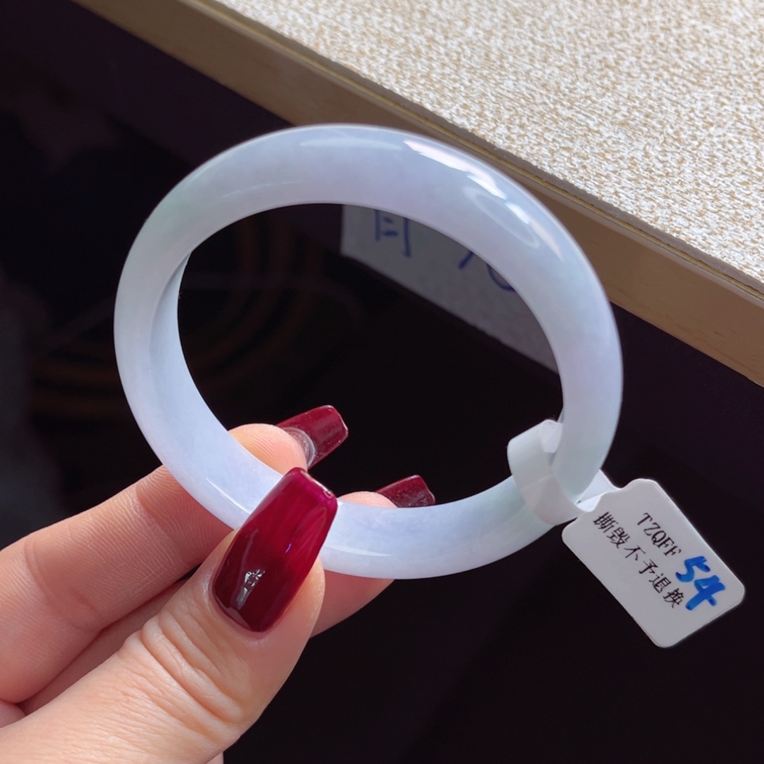 翡翠手镯未镶嵌手镯