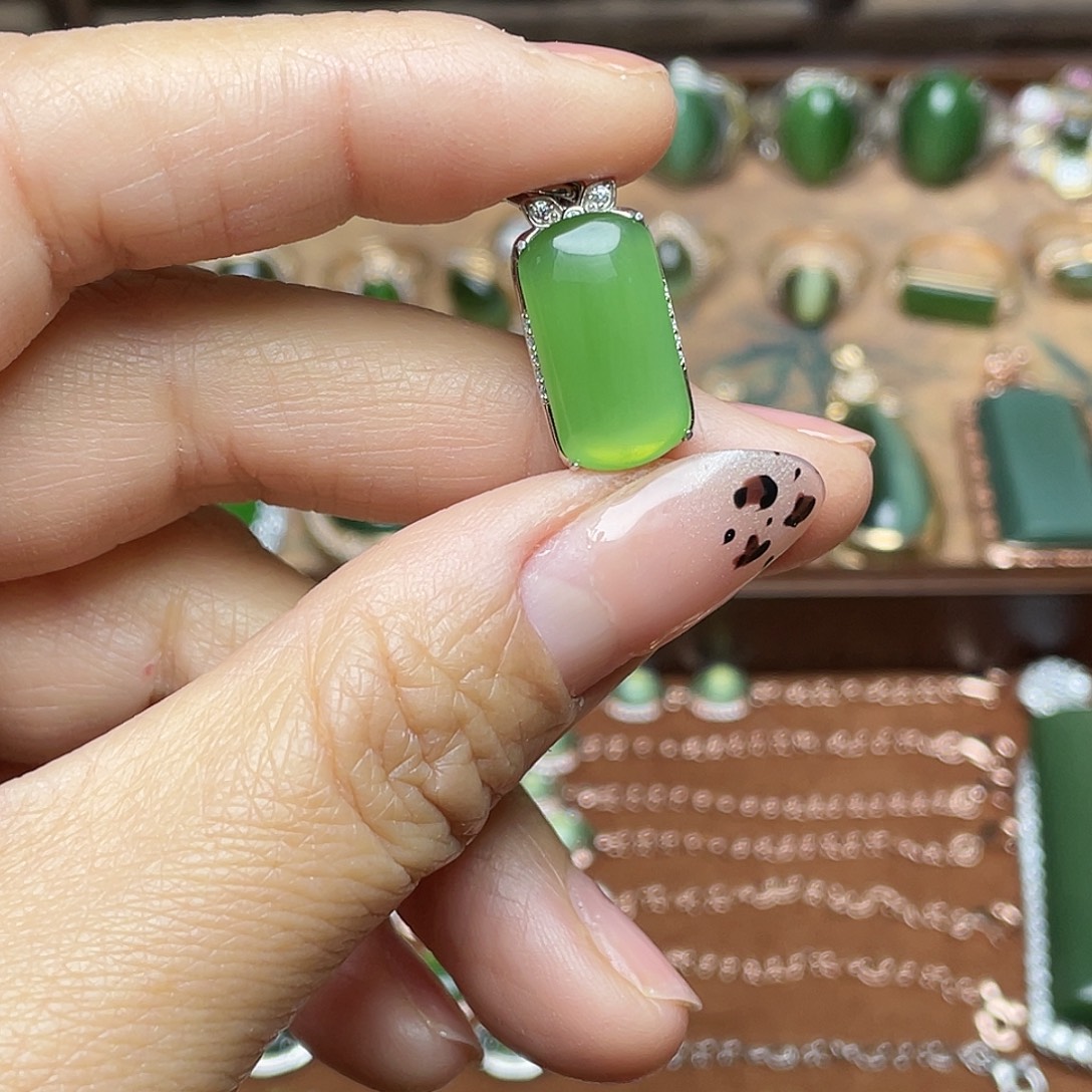 和田玉（碧玉）银S925镶嵌吊坠(赠链)