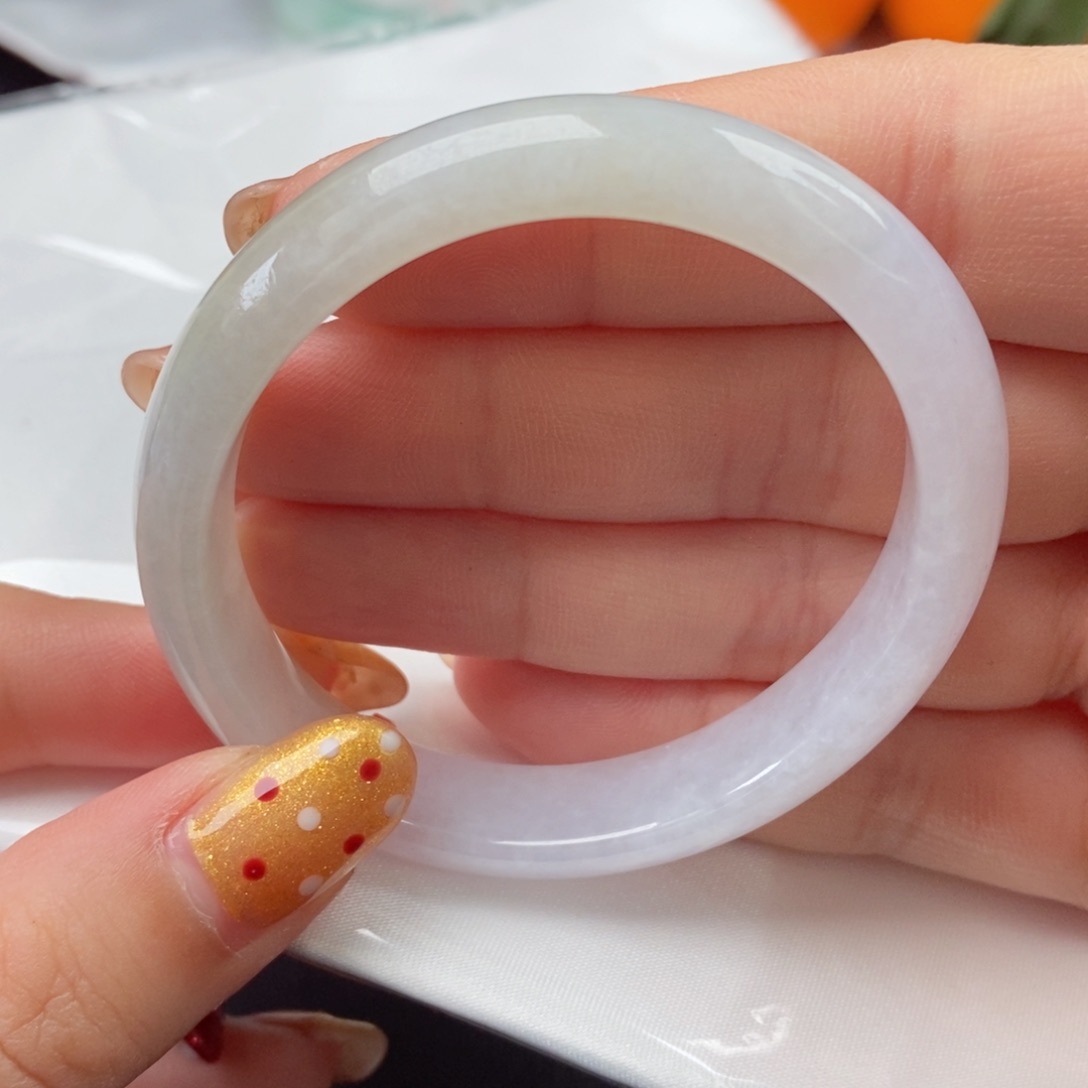 翡翠手镯未镶嵌53贵妃