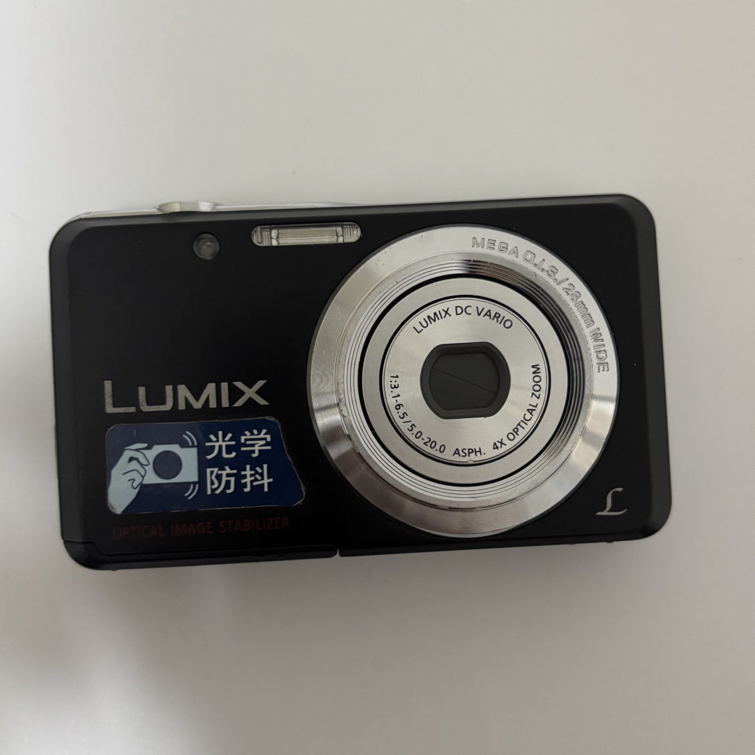 95新 Panasonic/松下 fh4黑色1400w像素ccd相机带配件