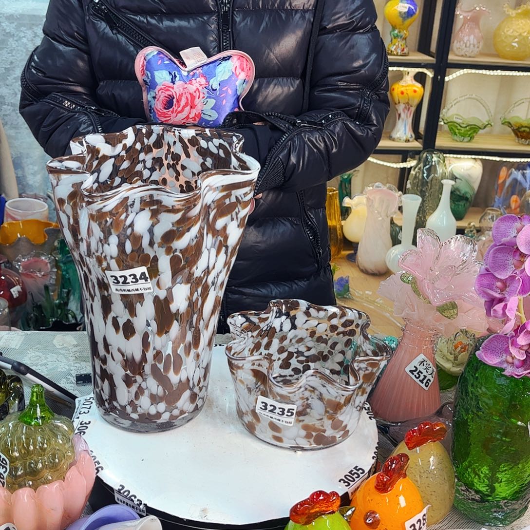 3234和3235 家悦琉璃工艺品不完美