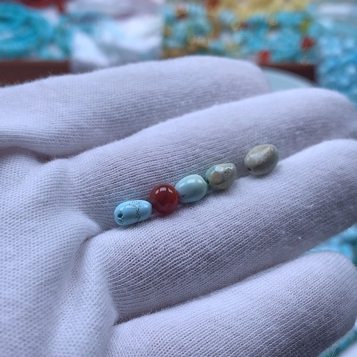 南红玛瑙未镶嵌珠宝奇石