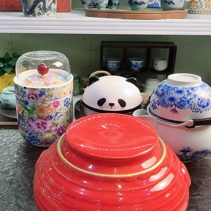 青花瓷器茶叶罐旅行套装