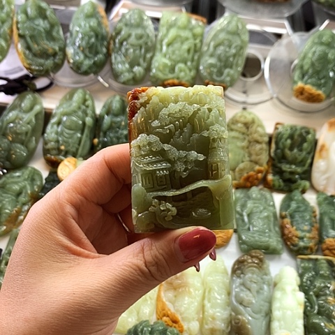 和田玉未镶嵌挂件