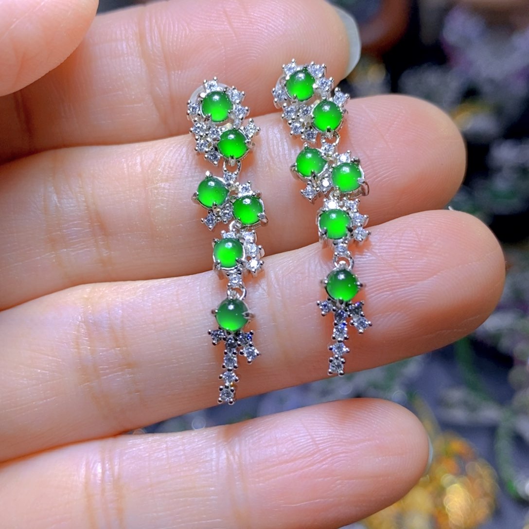 翡翠颈饰银S925镶嵌天然翡翠