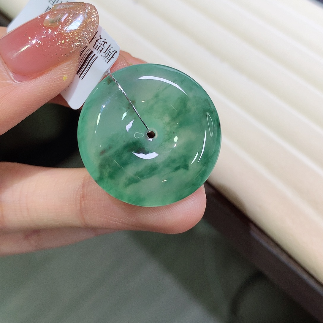 翡翠未镶嵌颈饰25..7-5.7