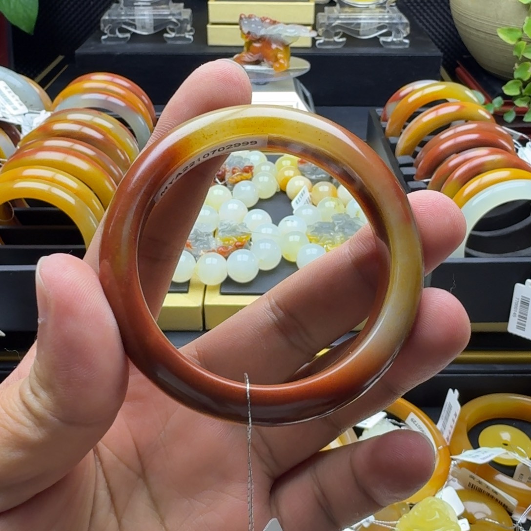 石英质玉（黄龙玉）未镶嵌手镯