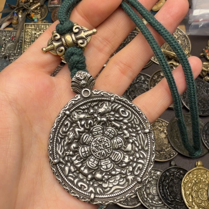 藏传文玩九宫如图