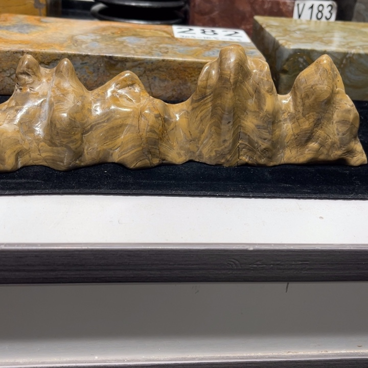 坐***时紫砂笔架山金钱石